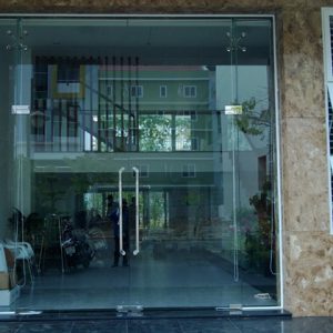 Mẫu cửa kính cường lực - Ms:01